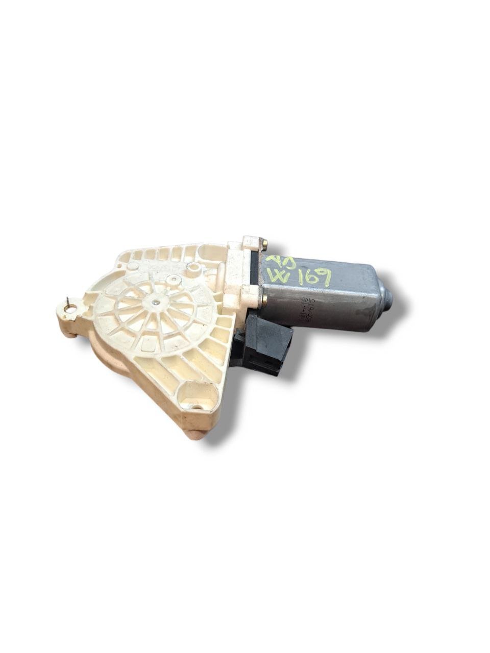 Motorino alzavetro anteriore Destro (dx) Mercedes-Benz Classe A W169 / Classe B W245 ( 2004 - 2011 ) COD:A1698201842 - F&P CRASH SRLS - Ricambi Usati