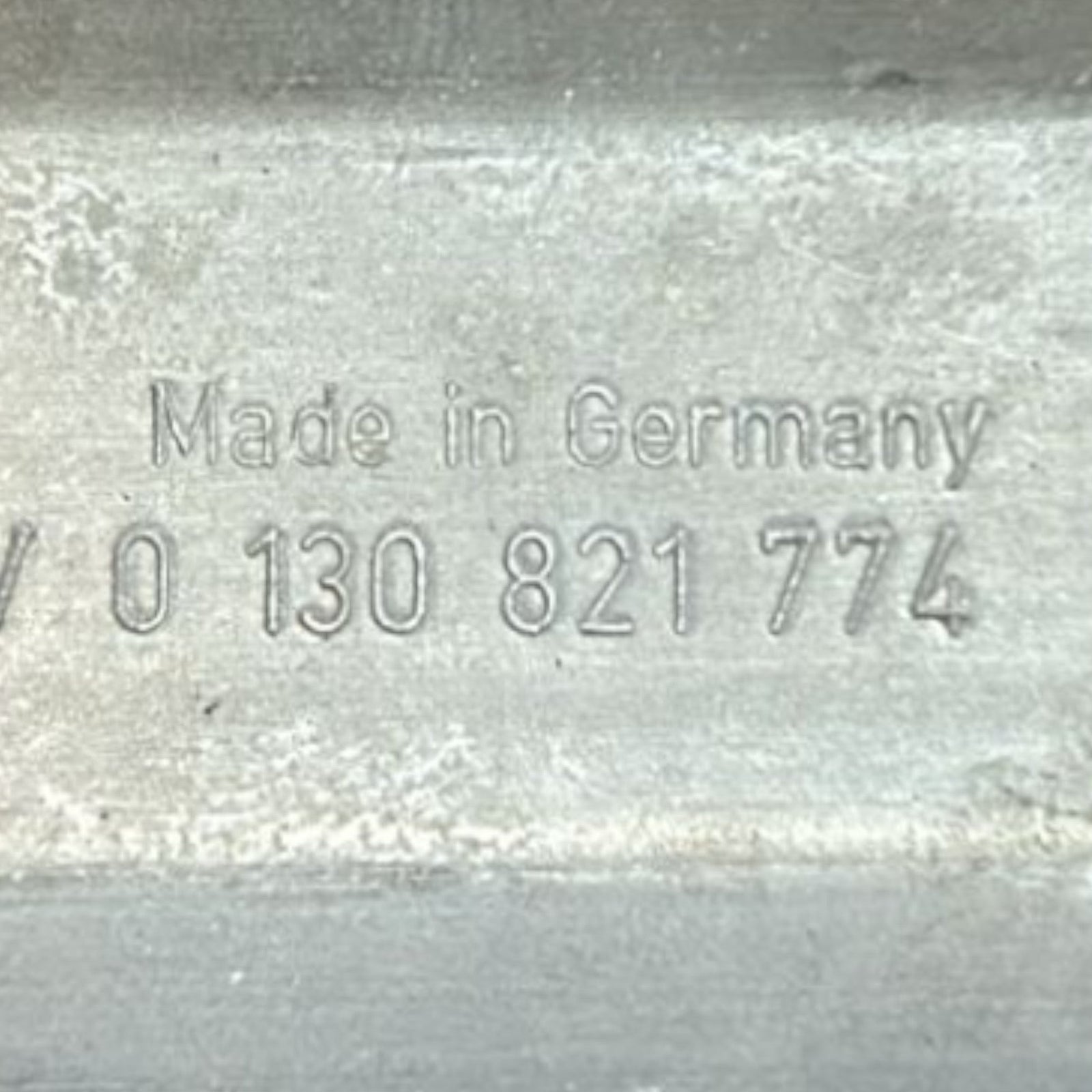 Electric Window Lift Motor Front Right Audi A6 (C5 / 4B) code.102854 - XXX (1997 > 2004) code.0130821774 - F&P CRASH SRLS - Used Parts