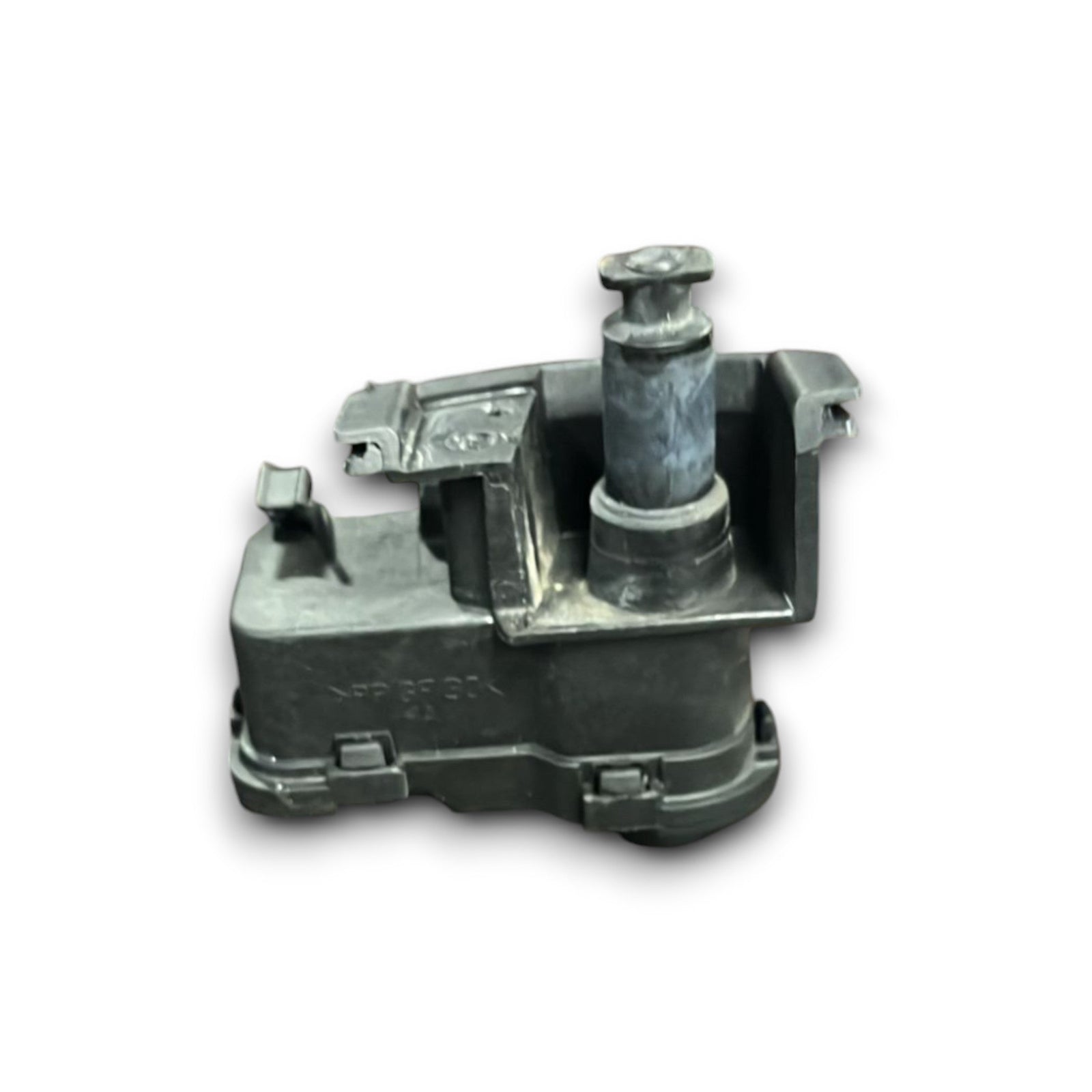 Fuel Door Opening / Closing Motor Skoda Fabia III code:7P0810773D (2014 > 2021) - F&P CRASH SRLS - Used Parts