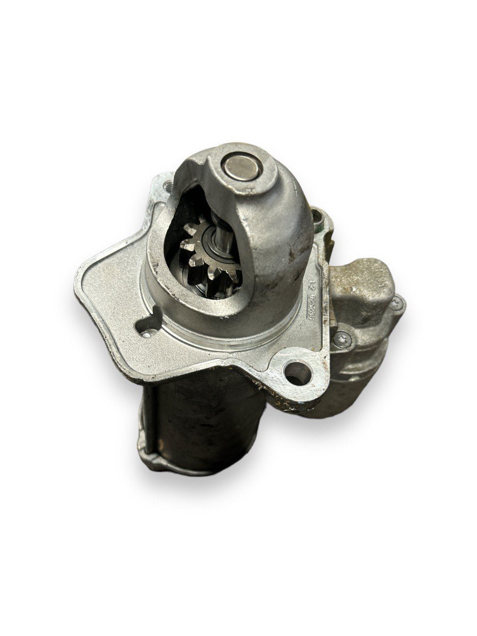 Starter Motor Giulia Q2 2.0 Petrol (2022) code . 0001172629 - F&P CRASH SRLS - Used Spare Parts