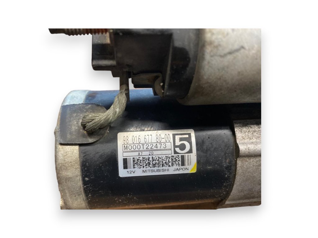 Starter motor Peugeot 208 1.4 (2015) code:9801667780-00 - F&P CRASH SRLS - Used Spare Parts