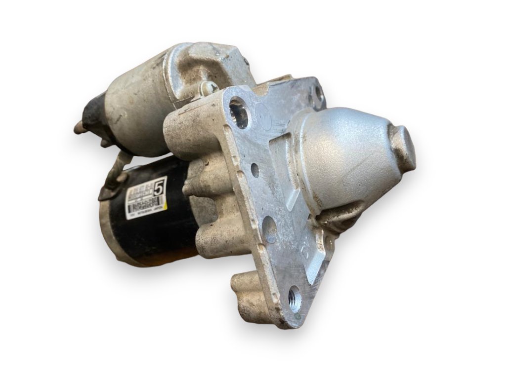 Starter motor Peugeot 208 1.4 (2015) code:9801667780-00 - F&P CRASH SRLS - Used Spare Parts
