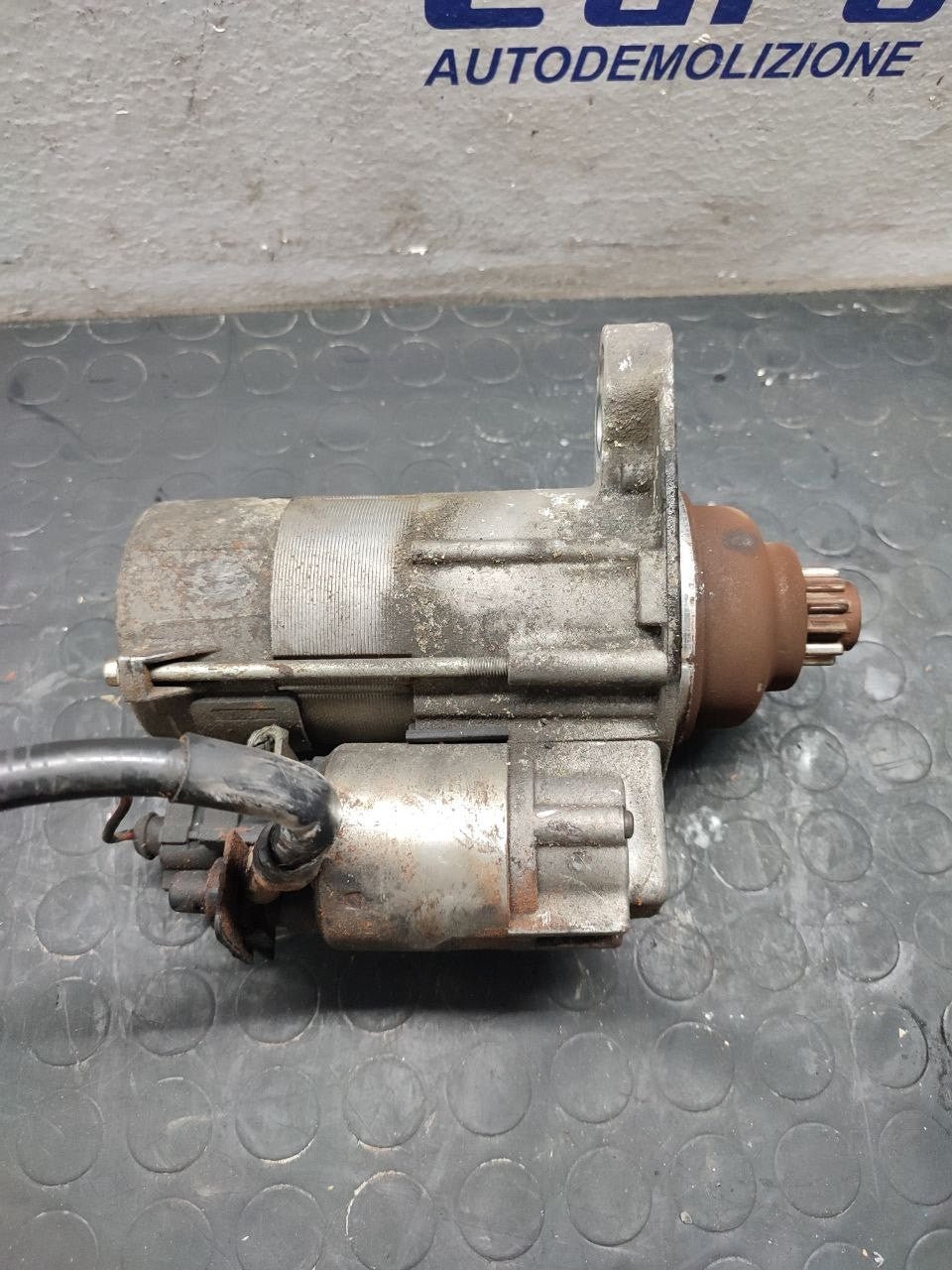 Starter Motor Volkswagen Golf 5 (2001) Code:02Z911023H - F&P CRASH SRLS - Used Parts