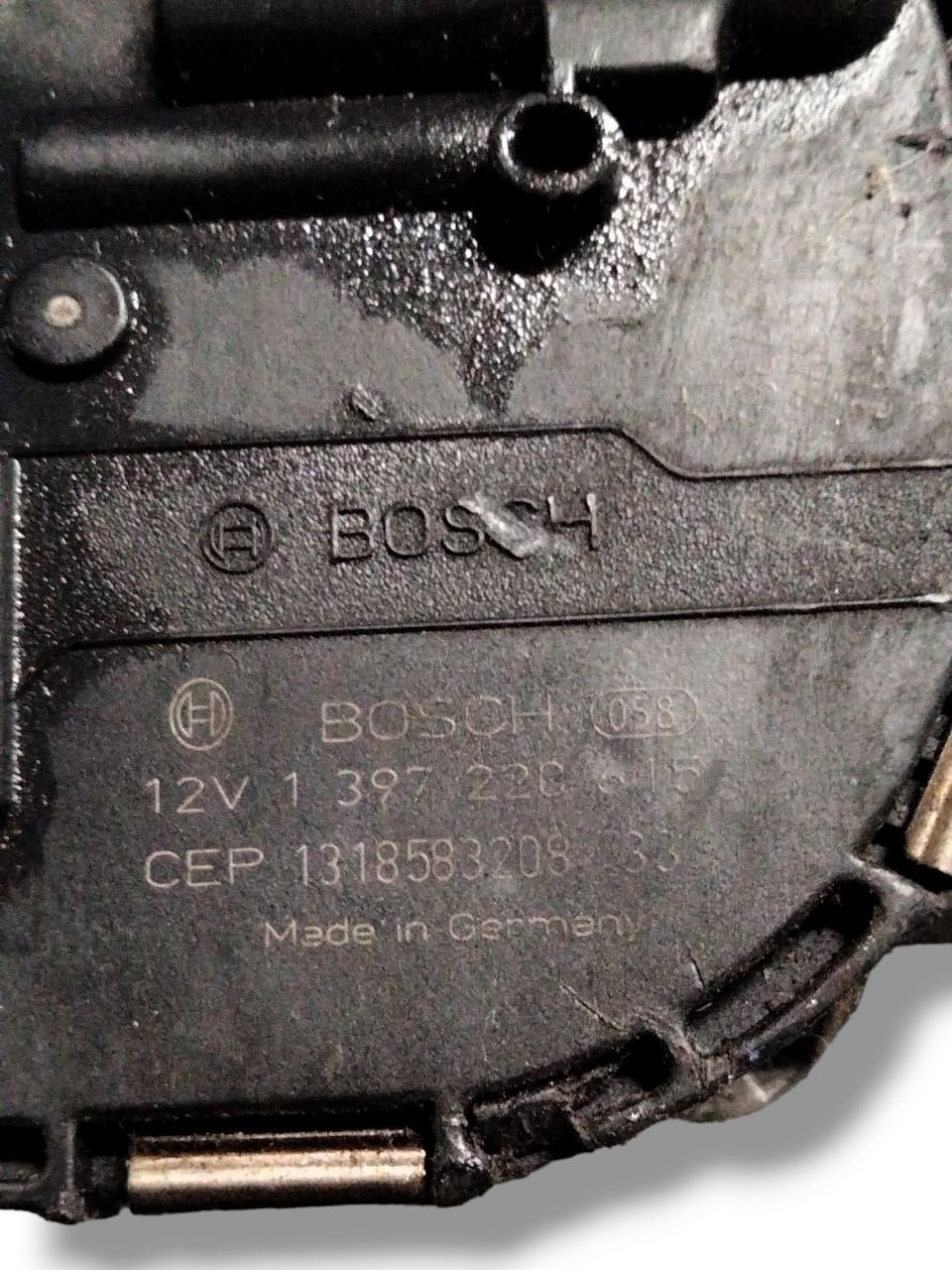 Front Windshield Wiper Motor Audi Q3 8U (2011 - 2018) cod.1397220615 - 8U1955119 - F&P CRASH SRLS - Used Parts