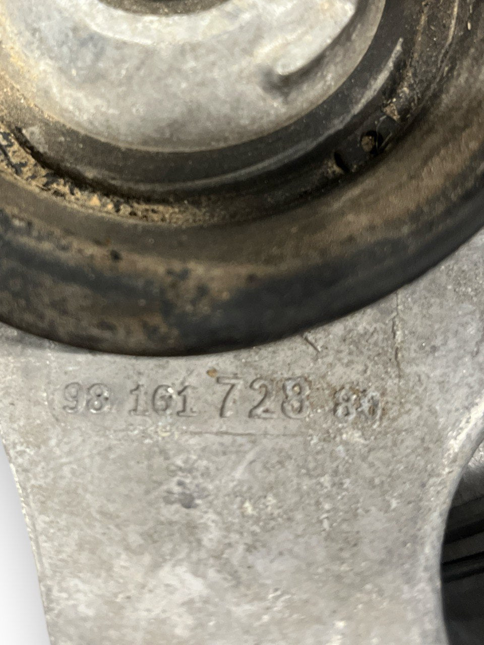 Right front windshield wiper motor (dx) Citroen C4 Picasso (2010 to 2018) code: 9816172880 - F&P CRASH SRLS - Used Parts