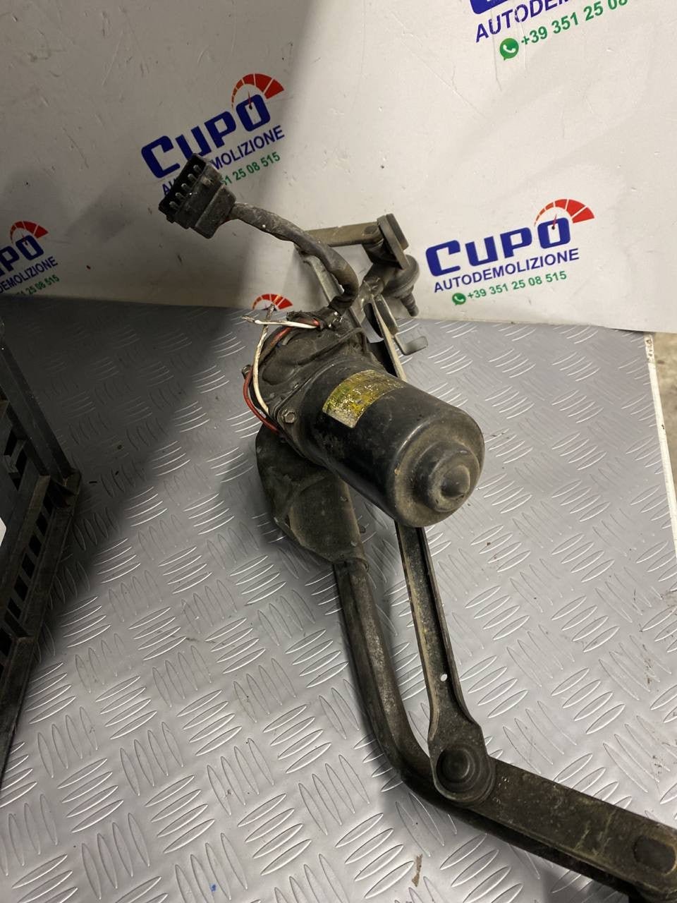 Front windshield wiper motor Fiat Scudo (1997) code:53547302 - F&P CRASH SRLS - Used Spare Parts