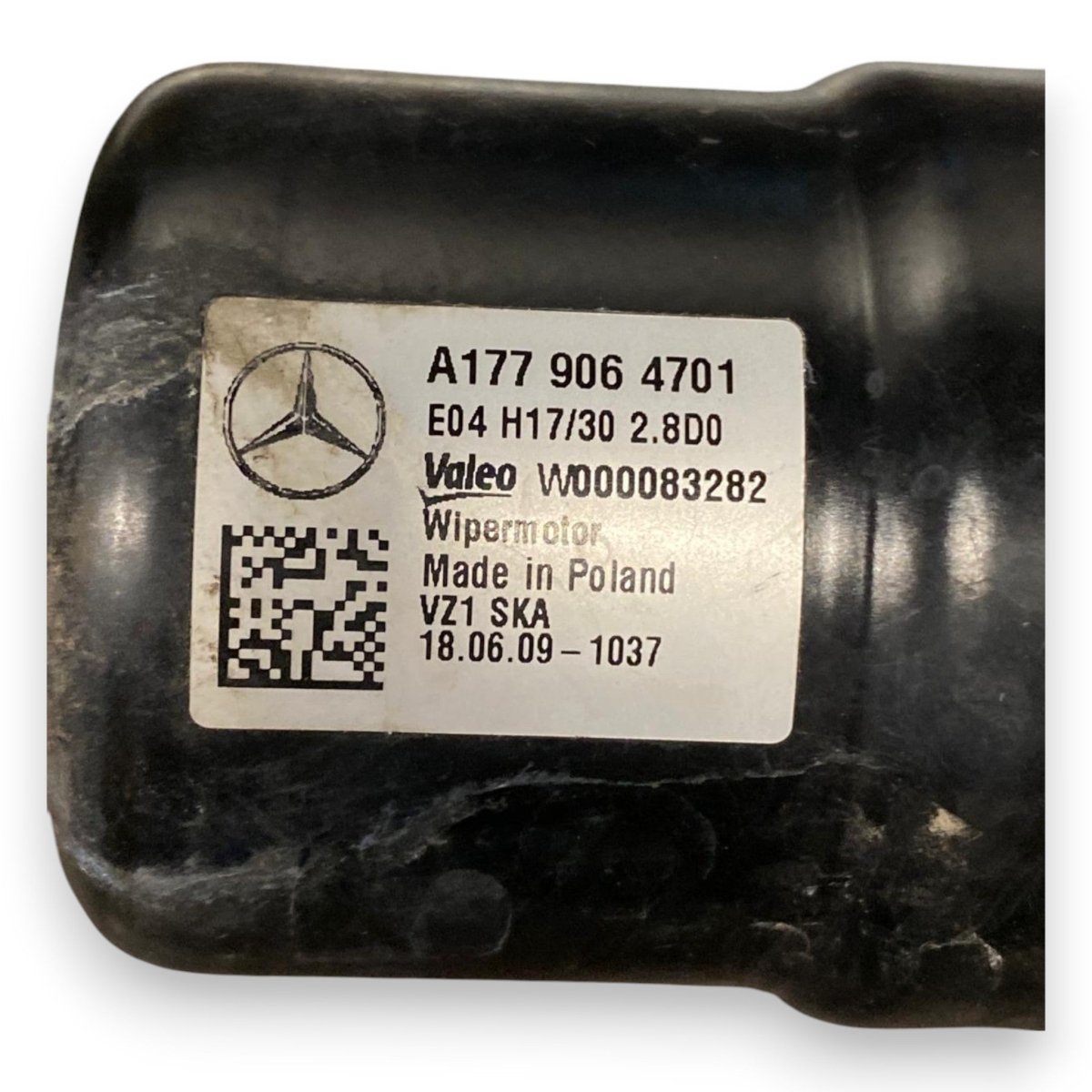Front windshield wiper motor Mercedes - Benz Class A W177 (2018 - ) Code: a1779064701 - F&P CRASH SRLS - Used Parts