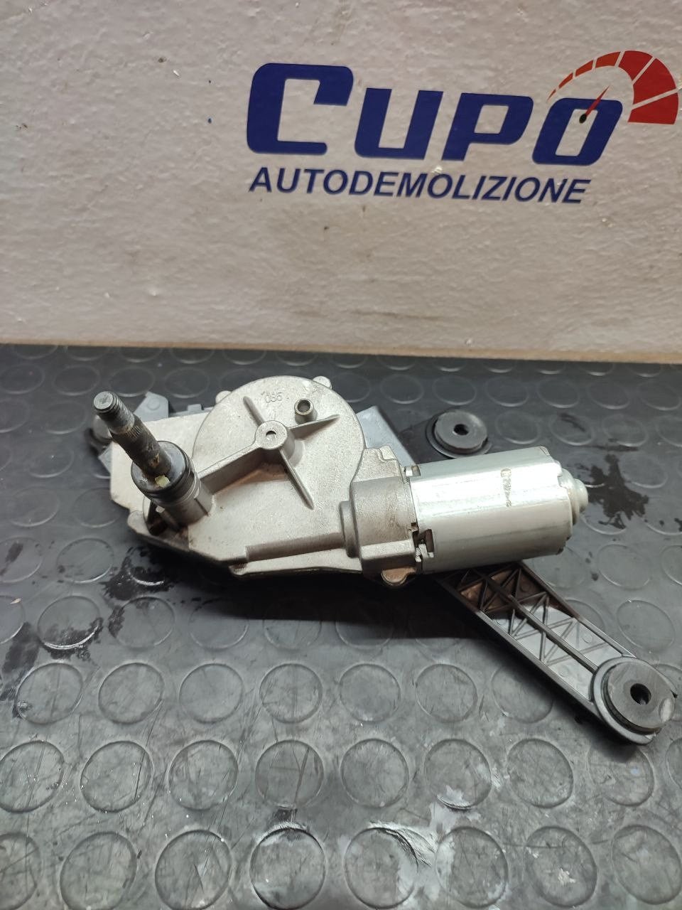 Rear Windshield Wiper Motor HYUNDAI i10 (2008) Code: ADOF00S2B2181 - F&P CRASH SRLS - Used Parts