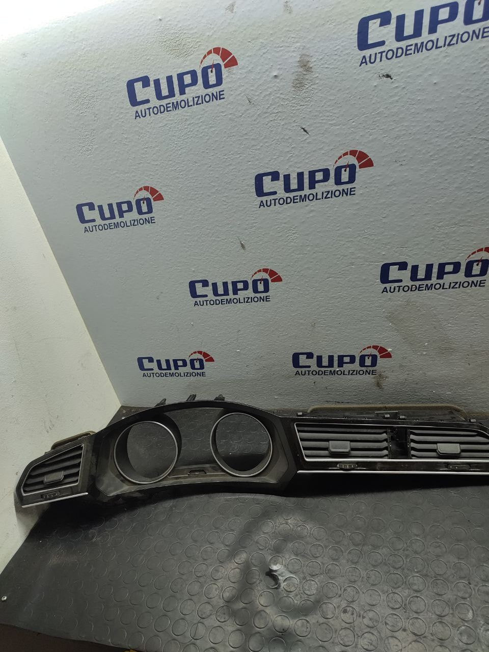 Pannello cockpit Volkswagen Tiguan II cod 5nb857189e - F&P CRASH SRLS - Ricambi Usati