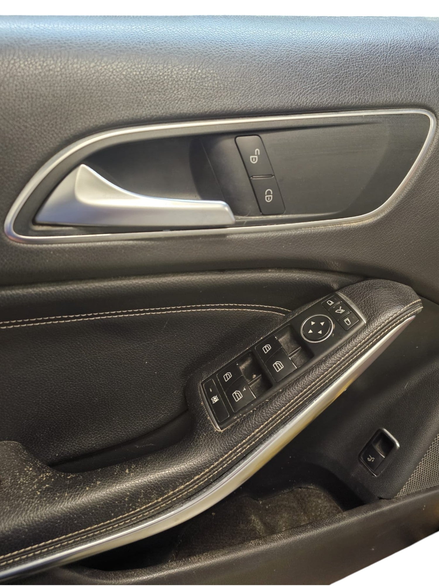 Pannello Porta Anteriore Sinistro Mercedes GLA X156 Cod:A1767202300 (2013 - 2019) - F&P CRASH SRLS - Ricambi Usati