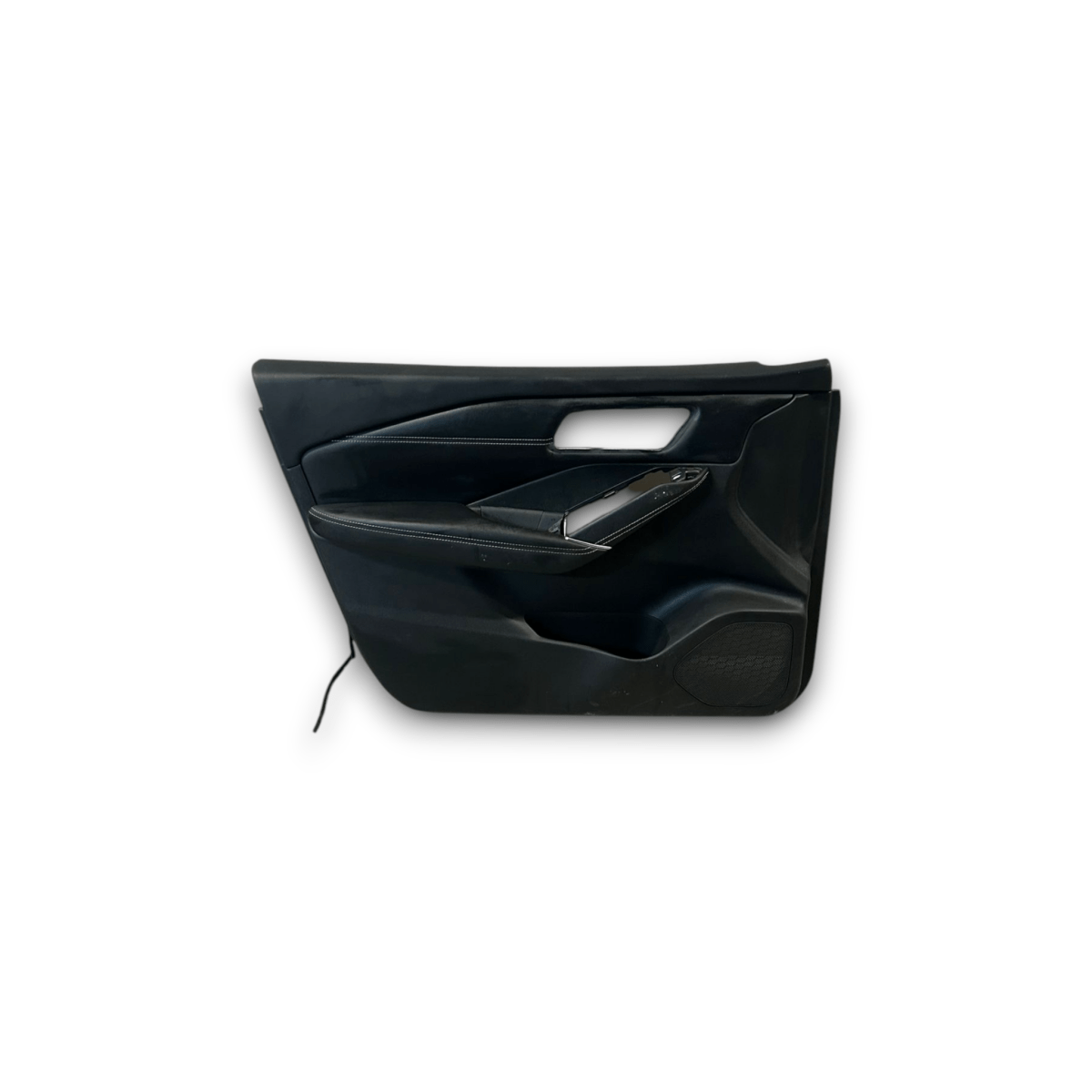Pannello porta anteriore sinistro nissan qashqai j12 cod:809776UN001 (2021 >) - F&P CRASH SRL - Ricambi Usati