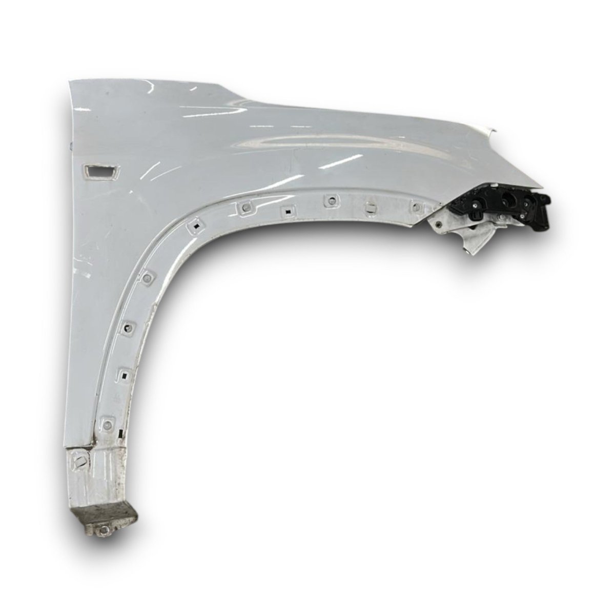Parafango anteriore destro bianco Chevrolet Orlando (2011 > 2018) - F&P CRASH SRL - Ricambi Usati