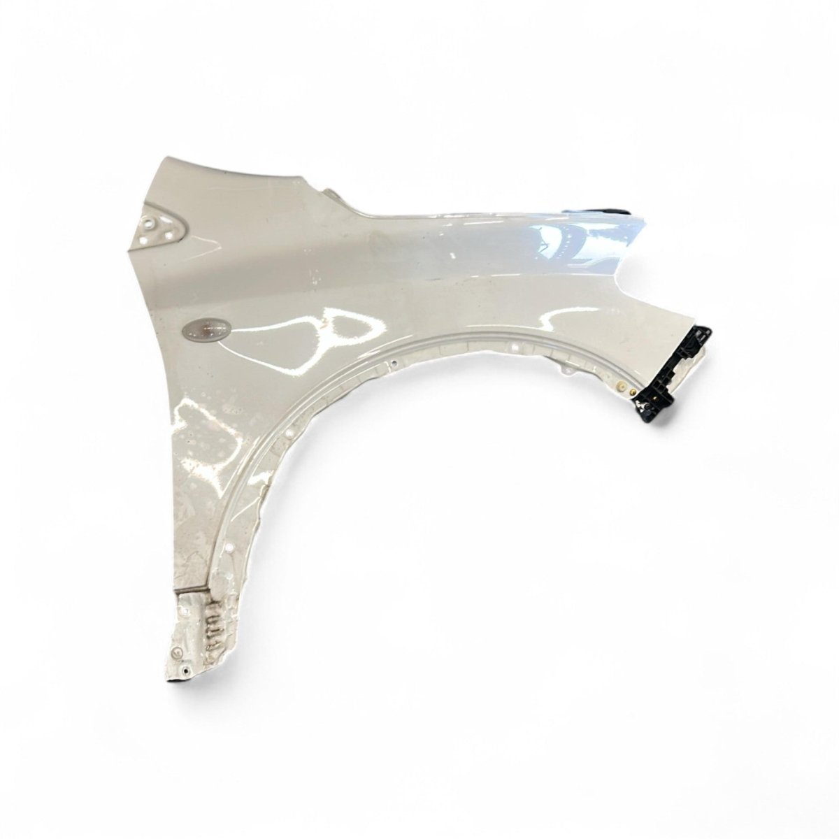 Parafango anteriore destro bianco Suzuki SX4 S - Cross (2016 > 2022) - F&P CRASH SRLS - Ricambi Usati