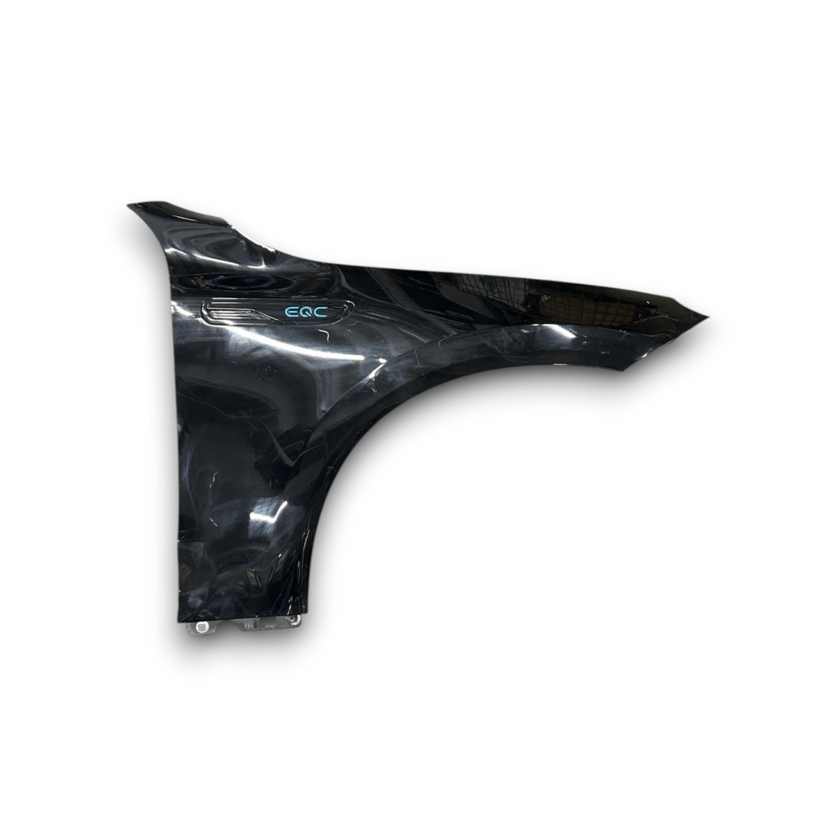 Parafango anteriore destro mercedes eqc (2019 > 2023) - F&P CRASH SRLS - Ricambi Usati