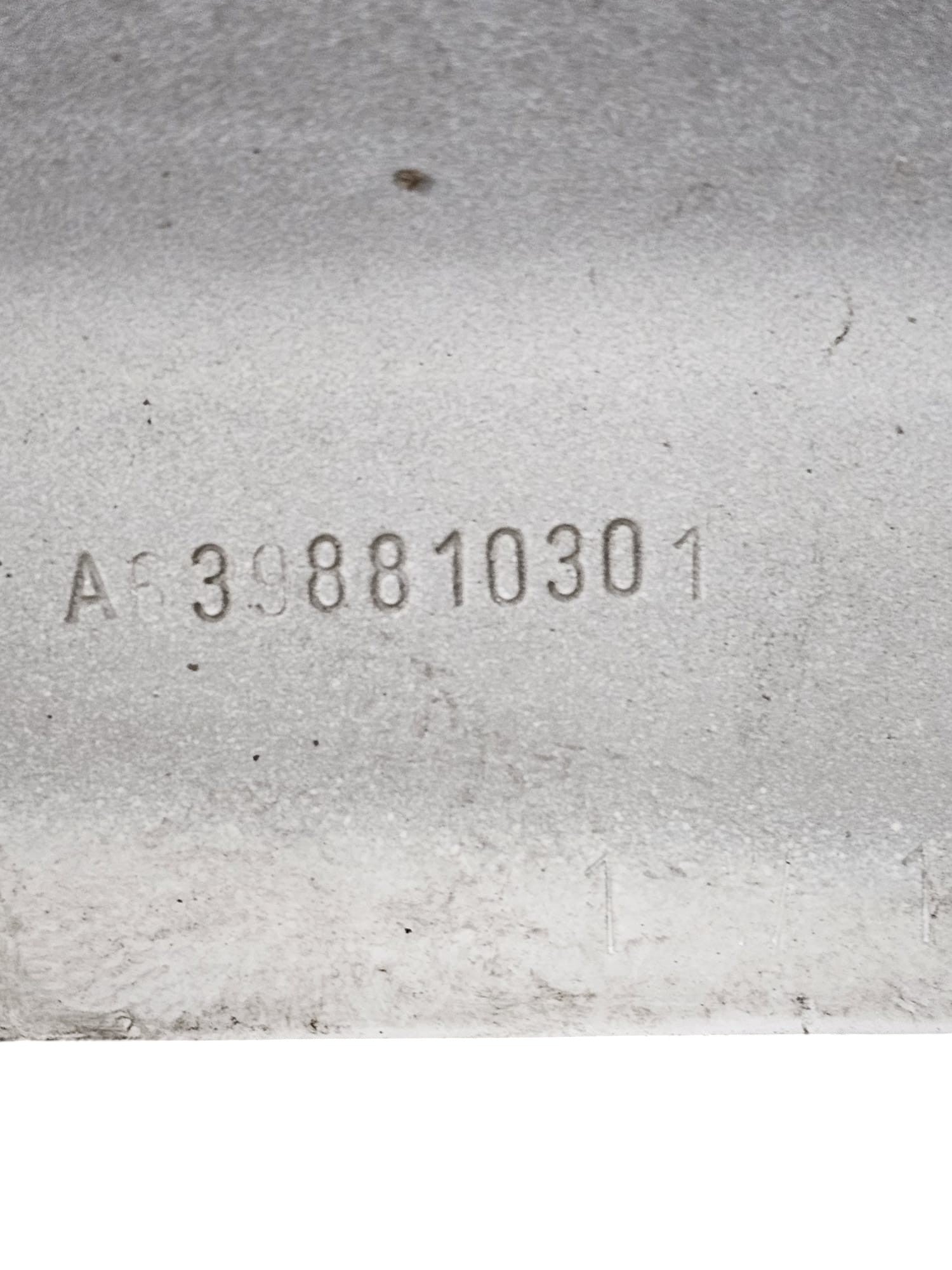 Parafango Anteriore Destro Mercedes Viano W639 Cod:A6398810301 (2010 - 2013) - F&P CRASH SRLS - Ricambi Usati