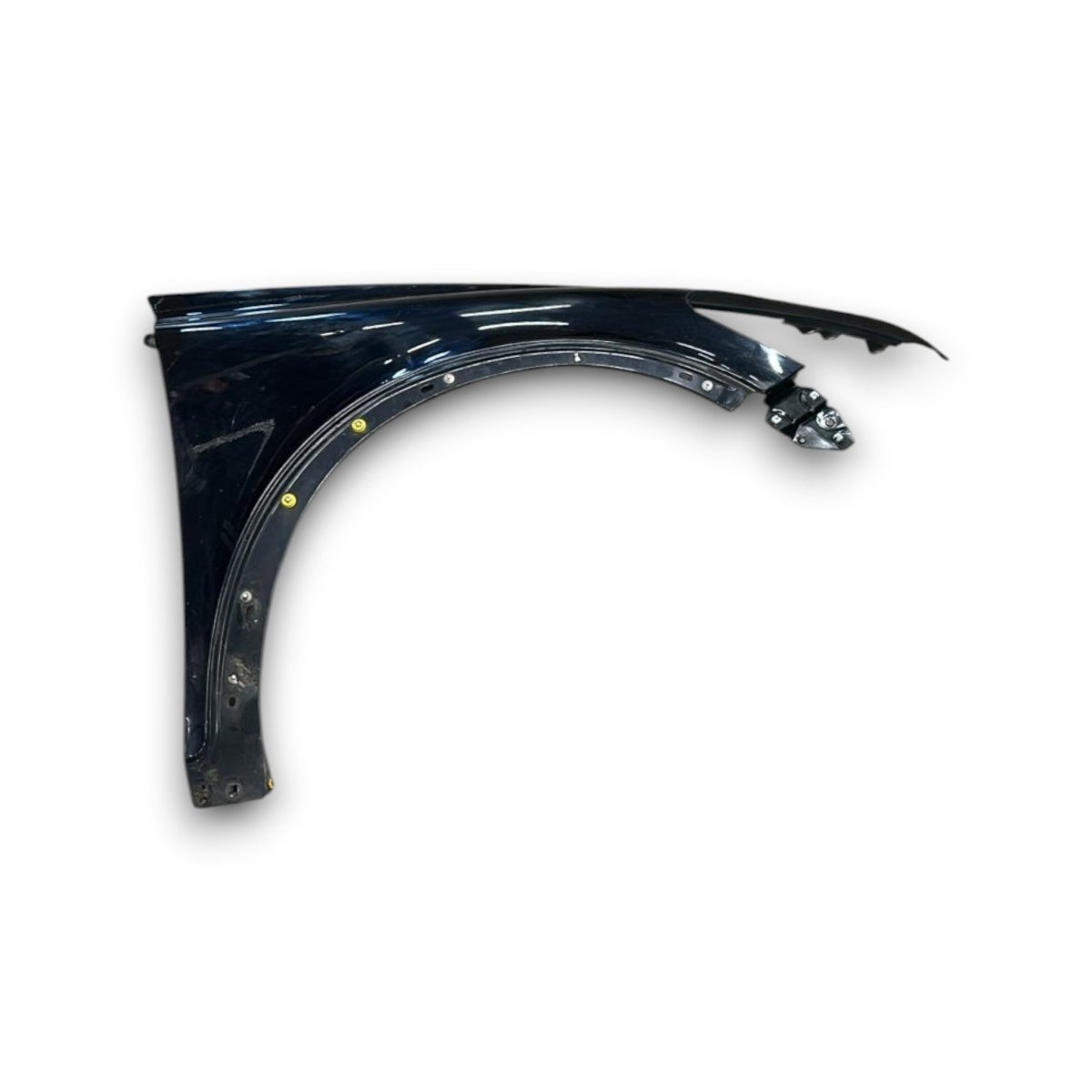 Parafango anteriore destro nero Volvo C30 (2006 > 2012) - F&P CRASH SRL - Ricambi Usati
