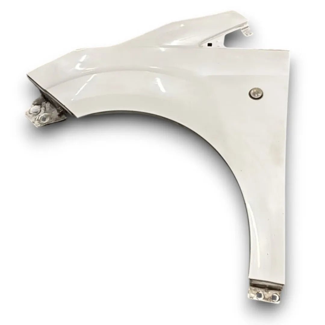 Parafango anteriore sinistro Ford Transit Courier 2018–2024 OEM 2545758