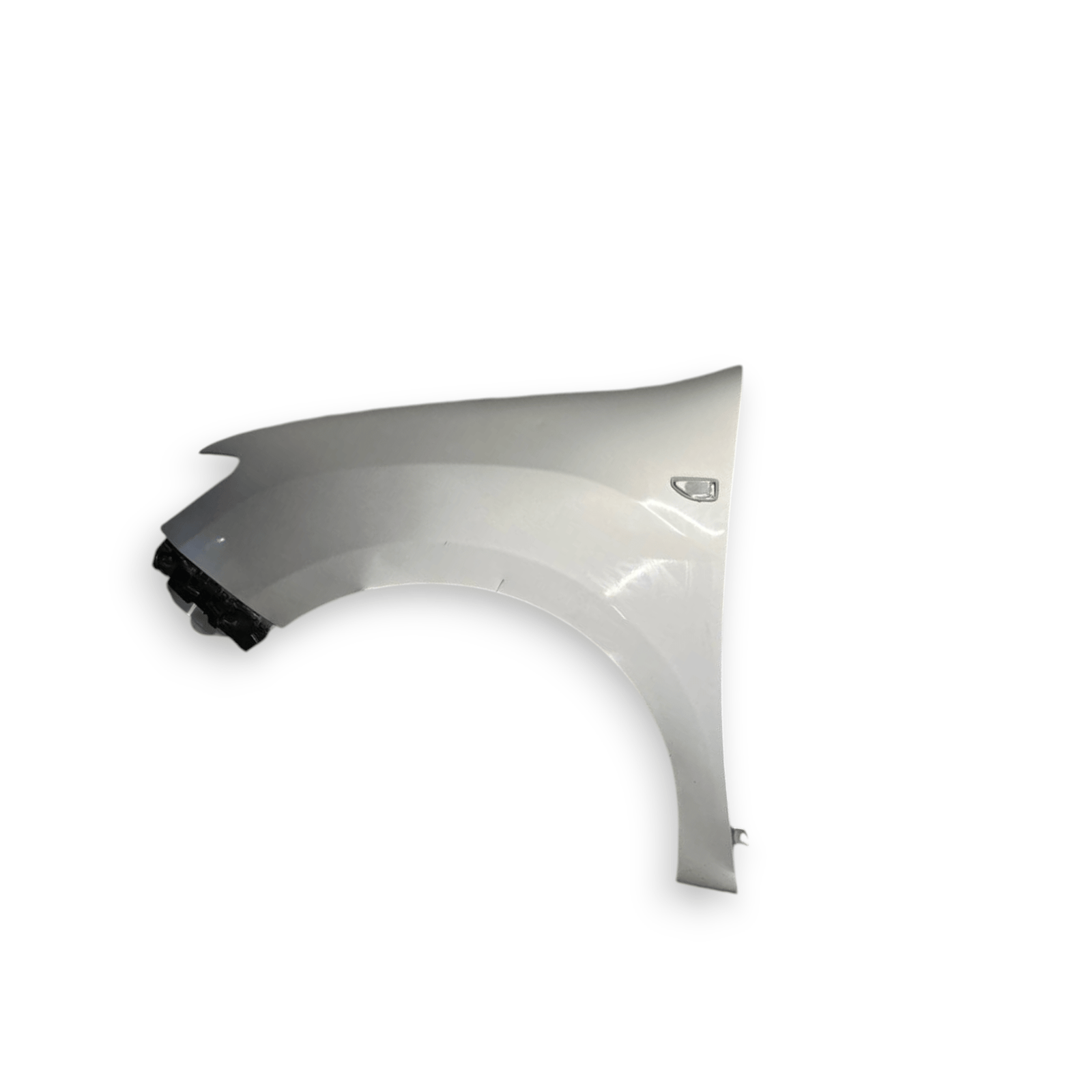 Parafango Anteriore sinistro (sx) Dacia Sandero II Restyling (2016 al 2020) - F&P CRASH SRLS - Ricambi Usati