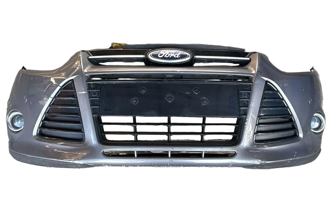 Paraurti anteriore grigio ford focus III (2011 - 2018) - F&P CRASH SRL - Ricambi Usati