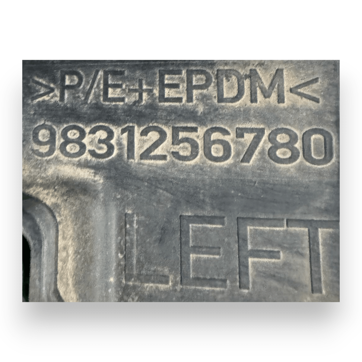 Passaruota / parasassi posteriore sinistro Citroen C4 (E) cod.9831256780 (2020 - ) - F&P CRASH SRL - Ricambi Usati