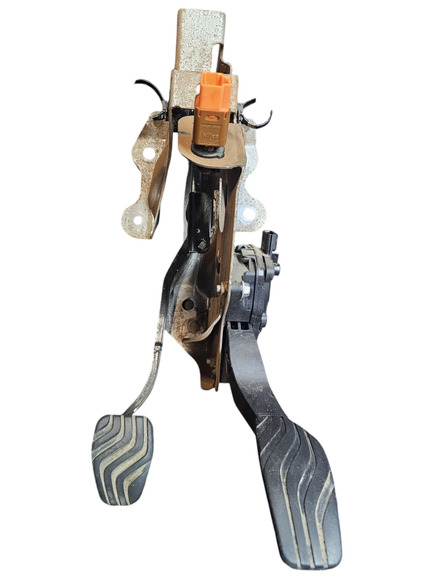 Brake Pedal + Accelerator Pedal Nissan Qashqai J11 (2014 - 2021) Code:465014EA2B - F&P CRASH SRLS - Used Parts