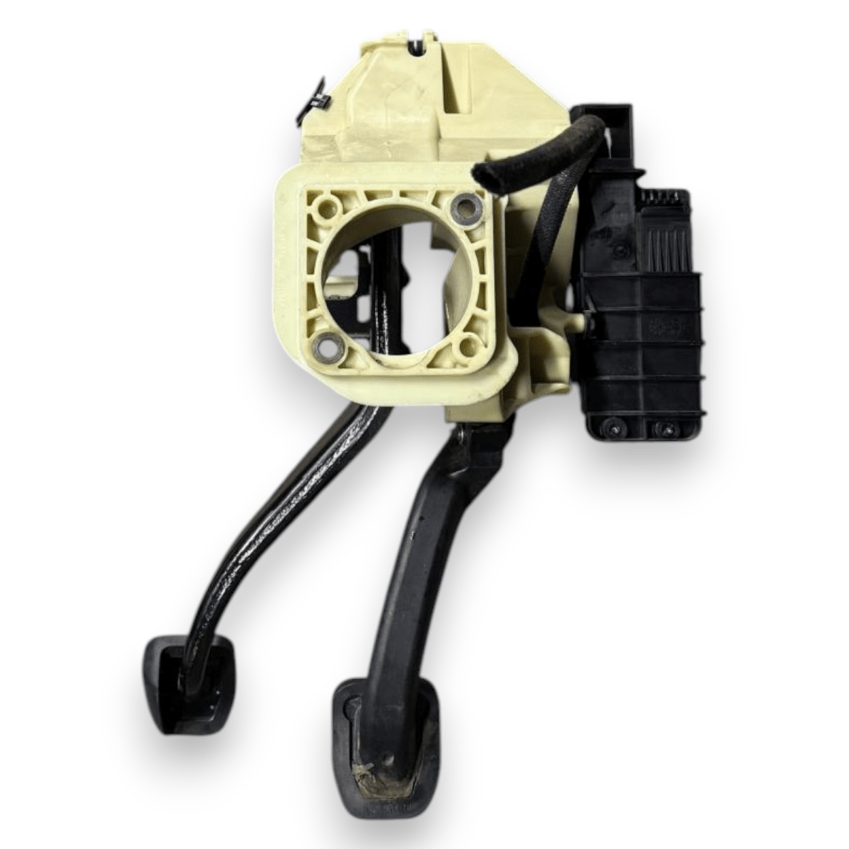 Pedale frizione + pedale freno BMW Serie 5 (F11) 2.0 diesel cod.14416710DE (2010 - 2017) - F&P CRASH SRL - Ricambi Usati