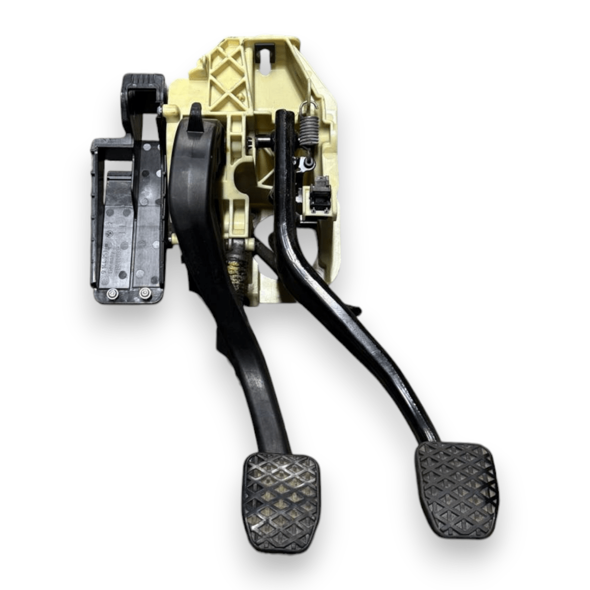 Pedale frizione + pedale freno BMW Serie 5 (F11) 2.0 diesel cod.14416710DE (2010 - 2017) - F&P CRASH SRL - Ricambi Usati