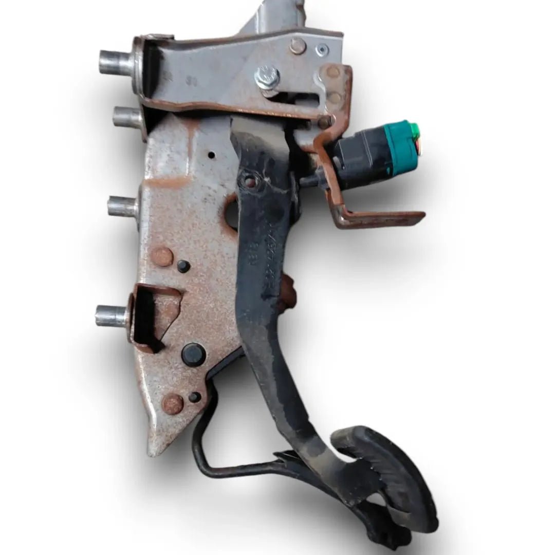 Pedaliera completa Renault ZOE 2013–2020 cod. E021426X11 - F&P CRASH SRL - Ricambi Usati