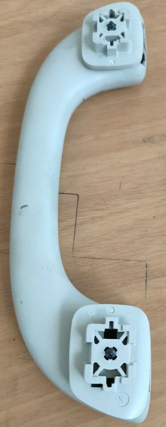 PEUGEOT 3008 maniglia anteriore sinistra del tetto 9681334080 - F&P CRASH SRLS - Ricambi Usati