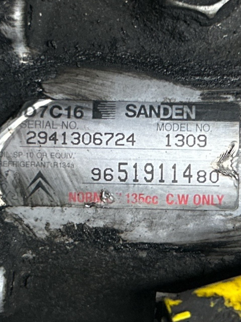 Peugeot 307 1.6 Diesel (2001 > 2009) cod.9651911480 Air Conditioning Compressor - F&P CRASH SRLS - Used Parts