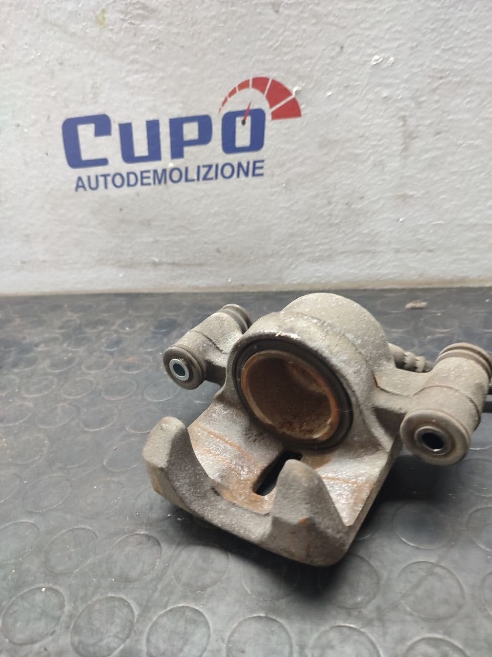 Pinza freno anteriore destra Suzuki Jimny 1.5 ddis ( 2008 ) - F&P CRASH SRLS - Ricambi Usati