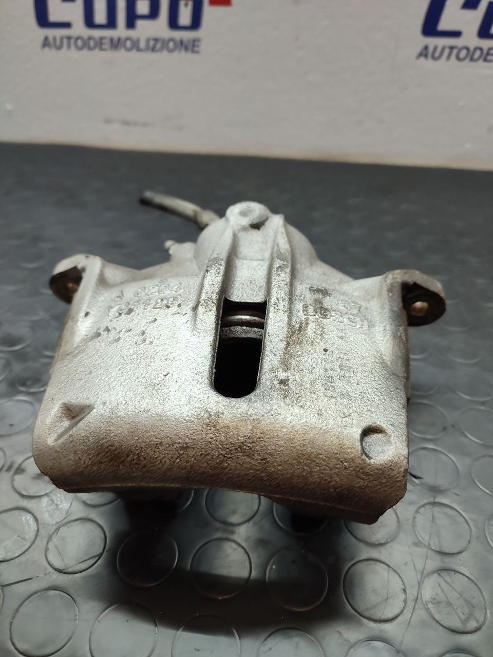 Front Brake Caliper right JAGUAR X - TYPE 3.0 V6 petrol 2004 code: a0204 y01128 - F&P CRASH SRLS - Used Parts