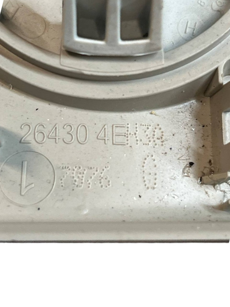 Ceiling light / Interior light Nissan Qashqai J11 (2014 - 2021) code 264304EH3A - F&P CRASH SRLS - Used Parts