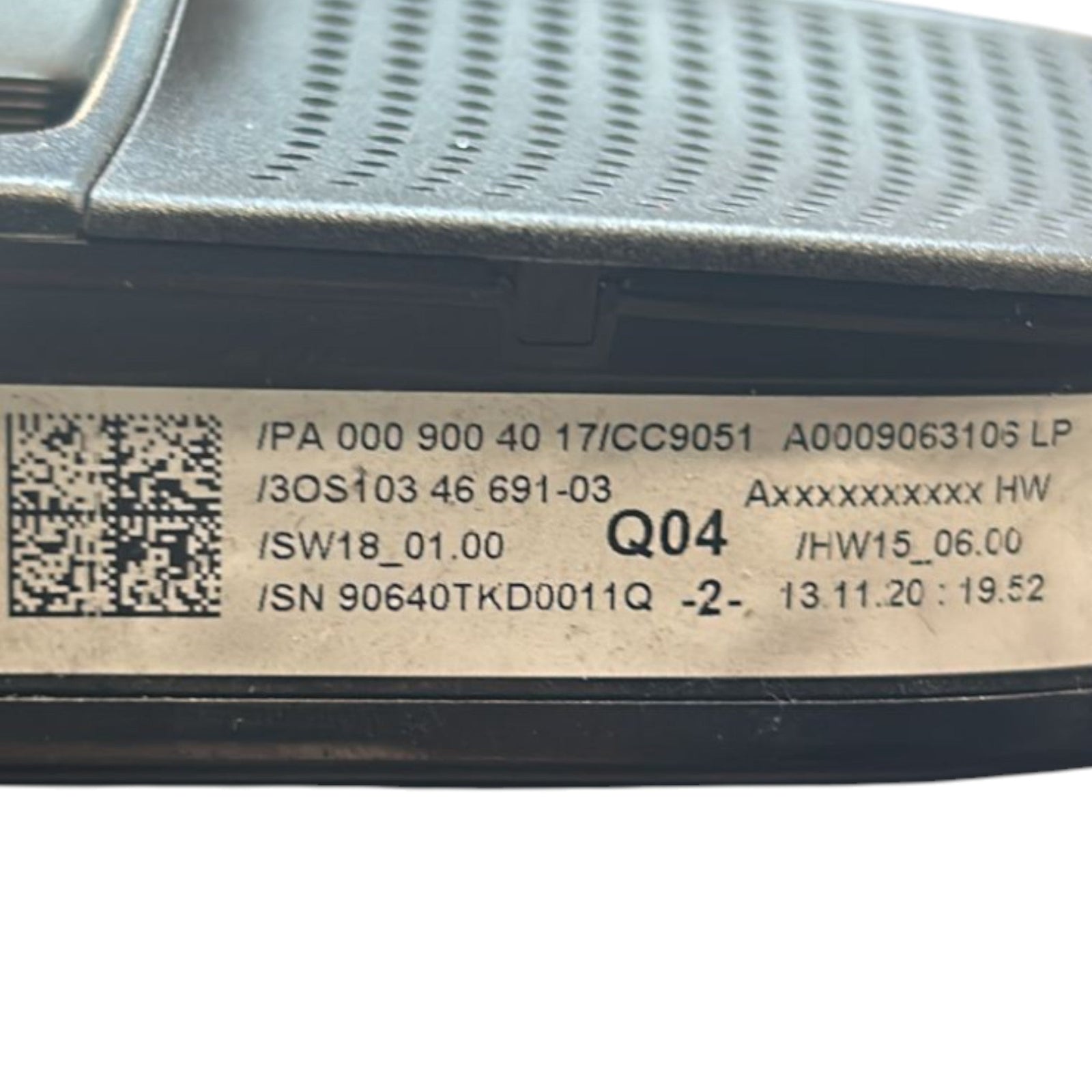 Plafoniera Luci Interna Mercedes Benz EQC (N293) cod.A0009004017 (2019 > 2023) + Pulsante Tetto Apribile - F&P CRASH SRLS - Ricambi Usati