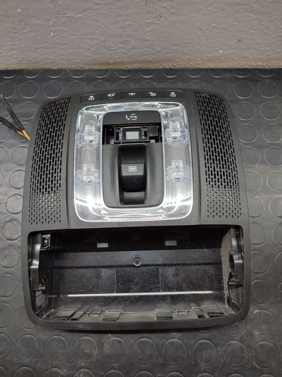 Ceiling light MERCEDES BENZ CLASS - A 2.0 2020 code: A0009002519 - F&P CRASH SRLS - Used Parts