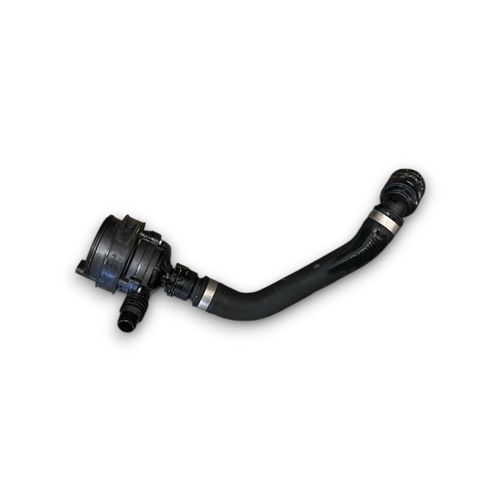 Pompa Acqua Mercedes Benz Classe a W(177) cod:A0005003600 1.3 Benzina (2018 > ) - F&P CRASH SRLS - Ricambi Usati