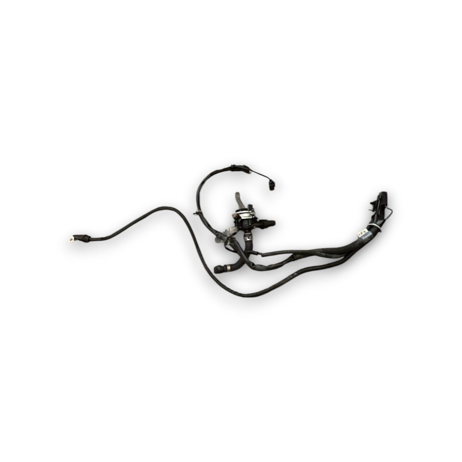 Water Pump Mercedes Benz Class A (W177) code:A0005003600 1.3 Petrol (2018 > ) + Hoses - F&P CRASH SRLS - Used Parts
