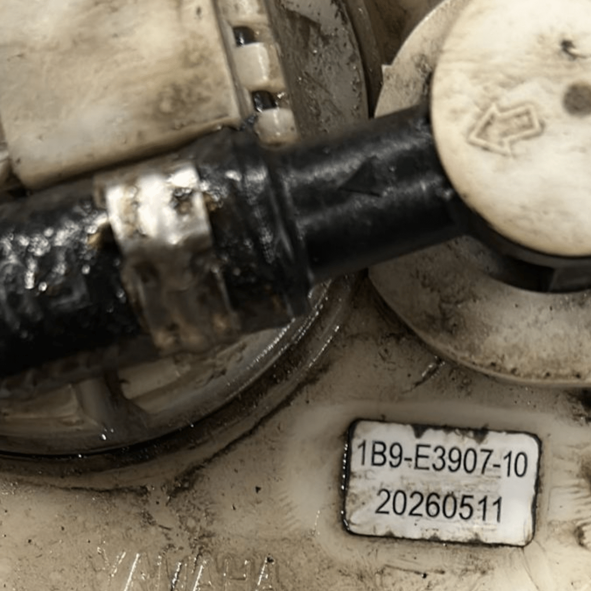 Yamaha x-max 250 fuel pump / float code:20260511 (2006 > 2009) - F&P CRASH SRL - Used Parts