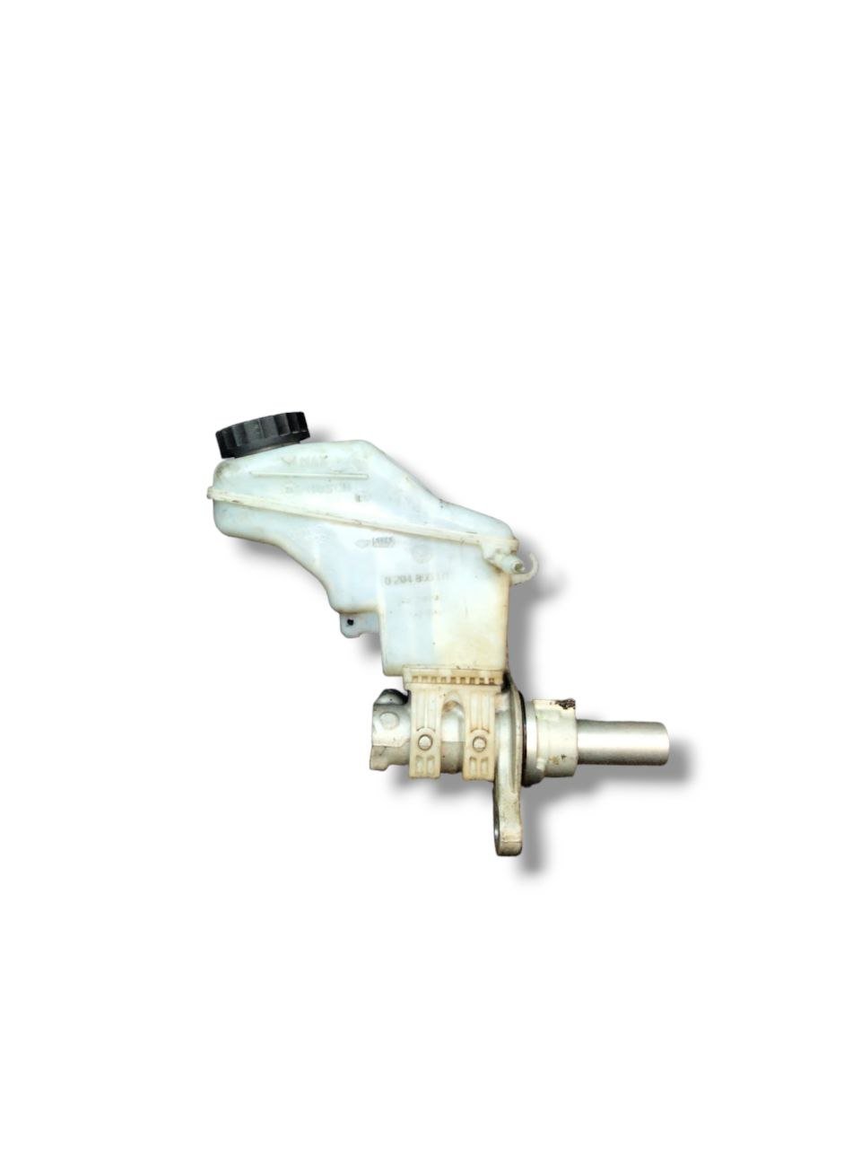 Brake Pump + Reservoir Opel Corsa E (2015>) code.0204800171 - F&P CRASH SRLS - Used Parts