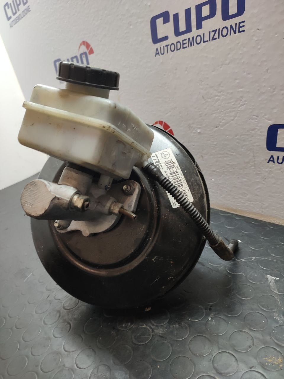 Pompa servofreno con vaschetta MERCEDES - BENZ CLASSE A W169 1.5 (2003) cod: A1694300230 - F&P CRASH SRLS - Ricambi Usati