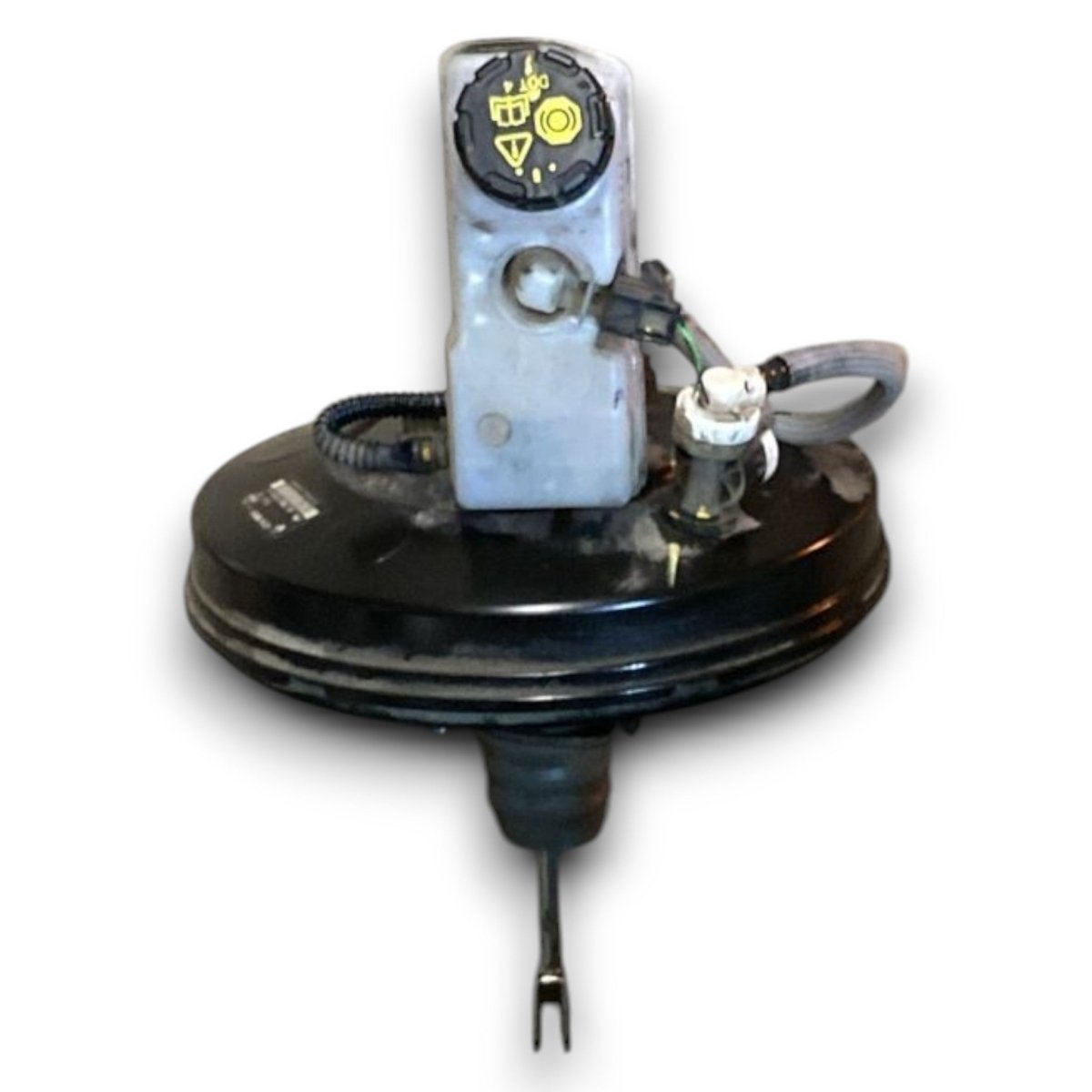 Pompa servofreno Dacia Duster cod . 472107999r 1.5 diesel (2010 > 2017) - F&P CRASH SRL - Ricambi Usati