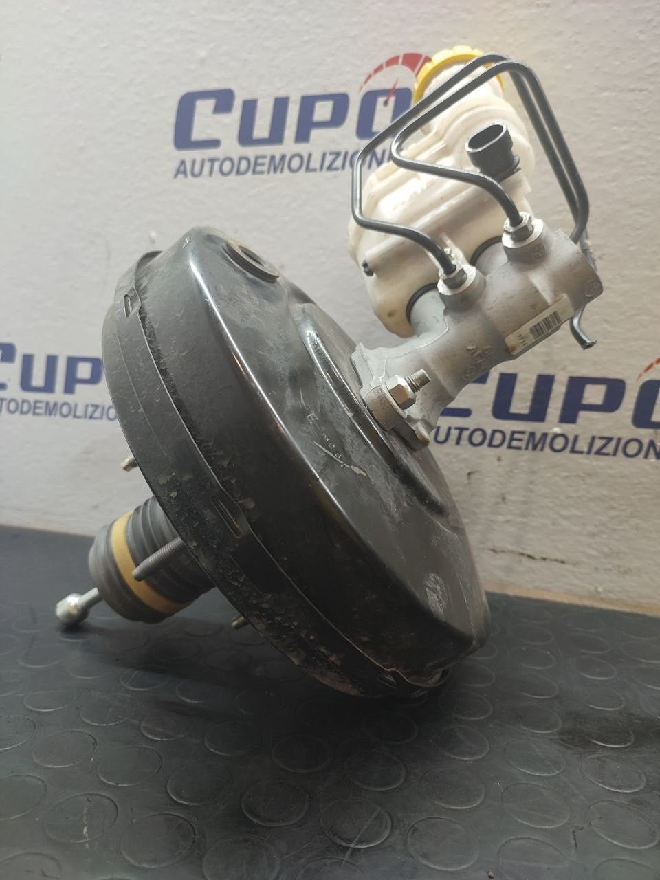 Pompa servofreno FIAT 500 1.2 (2008) benz cod: 51838696 - F&P CRASH SRLS - Ricambi Usati