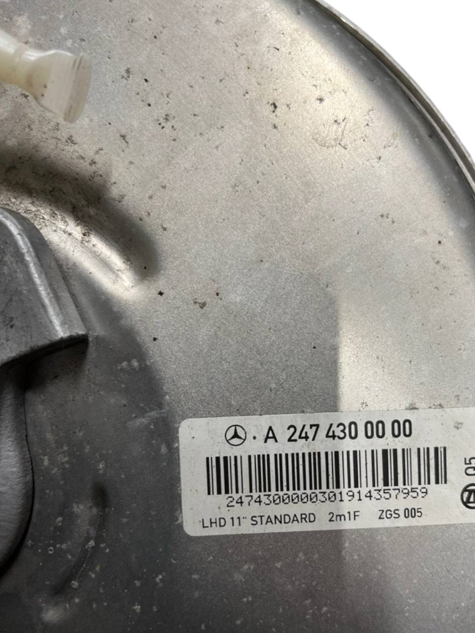 Pompa Servofreno Mercedes Benz Classe A W177 1.3 benzina (2018 - >) cod.A2474300000 - F&P CRASH SRLS - Ricambi Usati