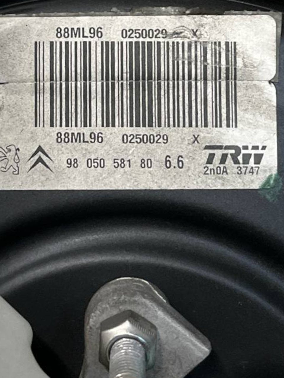Pompa Servofreno Peugeot 208 I 1.2 Benzina (2012 - 2019) cod.9805058180 - F&P CRASH SRLS - Ricambi Usati