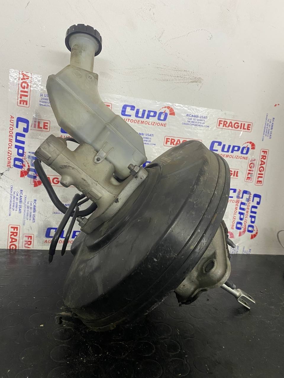 Pompa Servofreno Renault Clio III (2007) cod: 8200674380A - F&P CRASH SRLS - Ricambi Usati