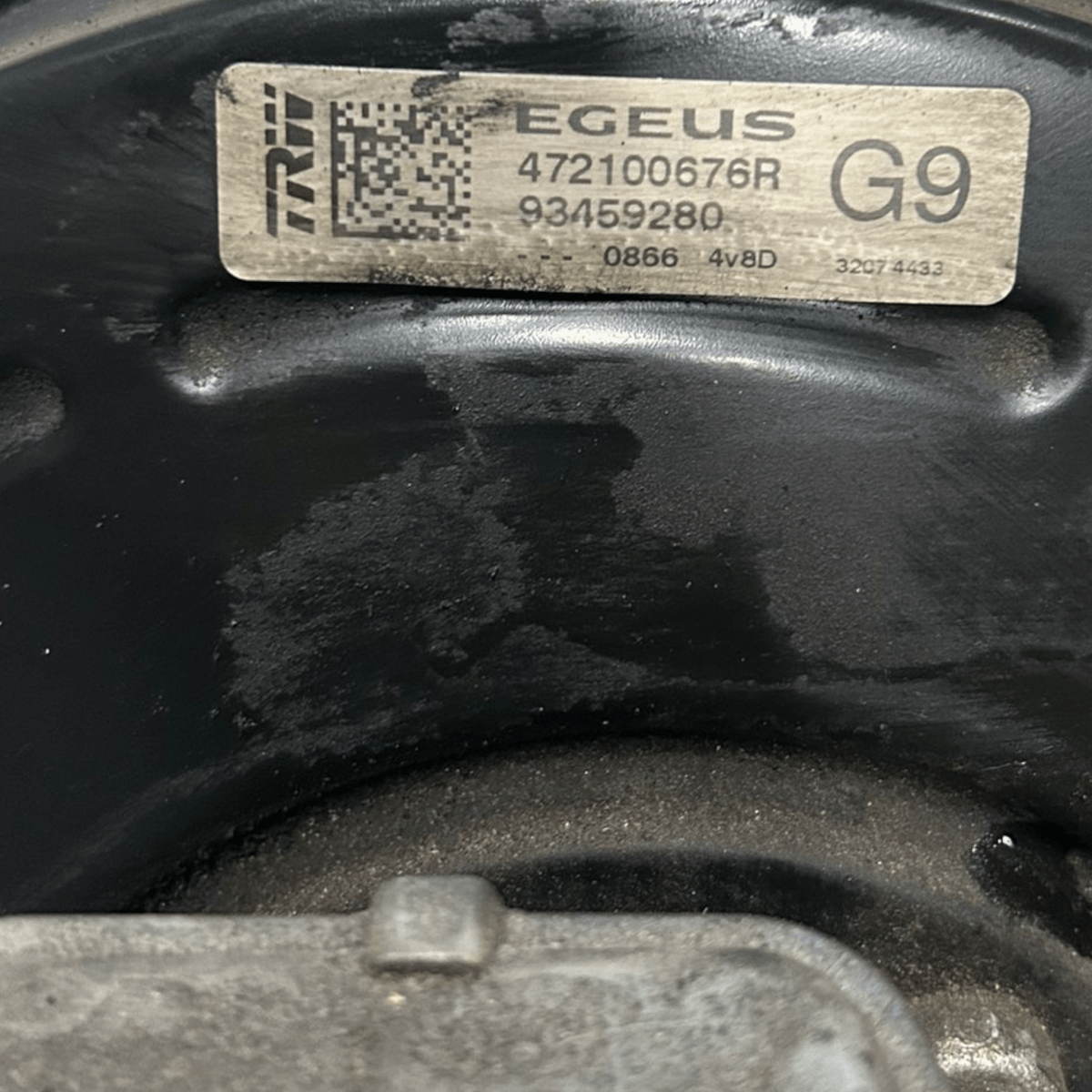 Pompa servofreno renault trafic 1.6 diesel cod:472100676R (2014 >) - F&P CRASH SRL - Ricambi Usati