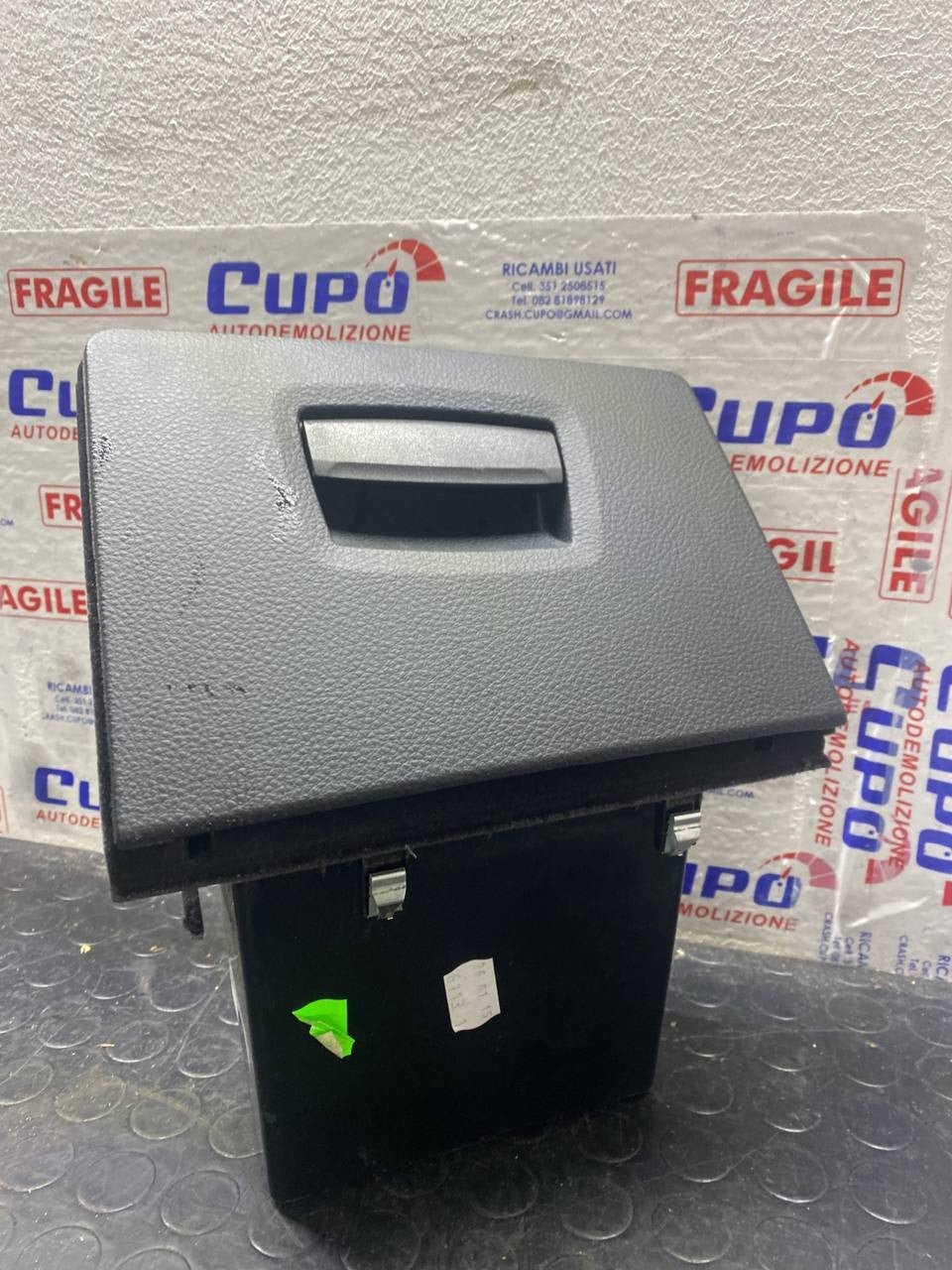 BMW 5 Series storage compartment code:51169166696 - F&P CRASH SRLS - Used Parts