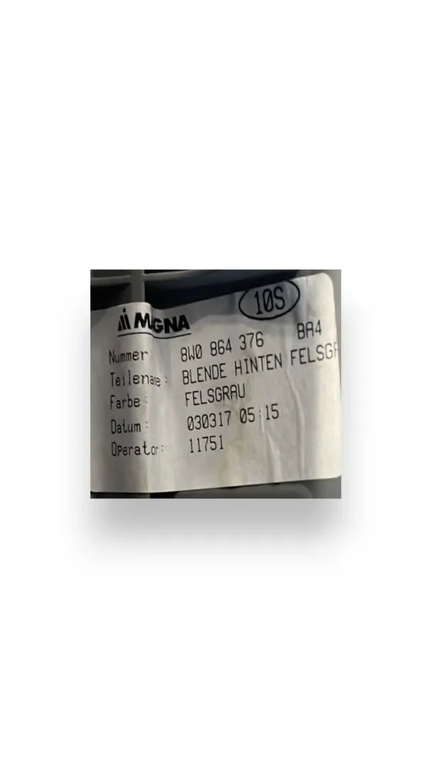 Dettaglio Portaoggetti centrale cruscotto Audi A4 8W 2015–2019 cod. 8W0857952 - foto 3