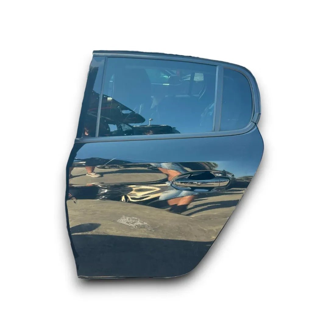 Portiera posteriore completa sinistra Peugeot 208 P21E OEM 9827577980 - F&P CRASH SRL - Ricambi Usati