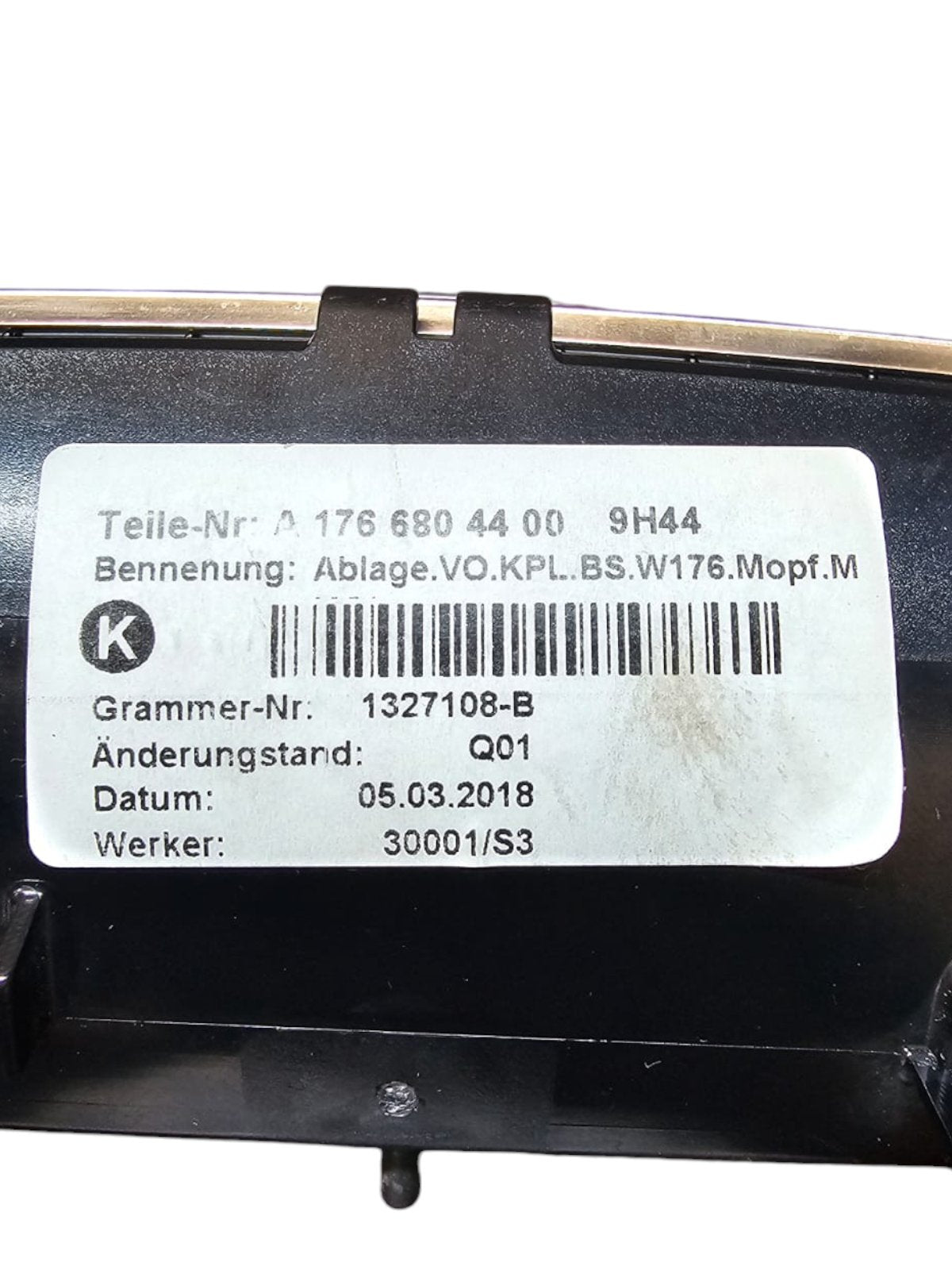 Ashtray Mercedes Class A W177 (2018 - >) Code: A1766804400 - F&P CRASH SRLS - Used Parts